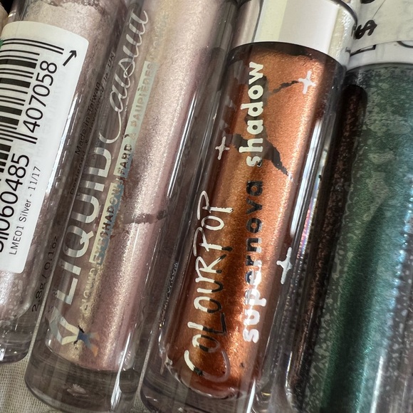 GLITTER AND LIQUID EYESHADOW BUNDLE MUST GO - Picture 8 of 12